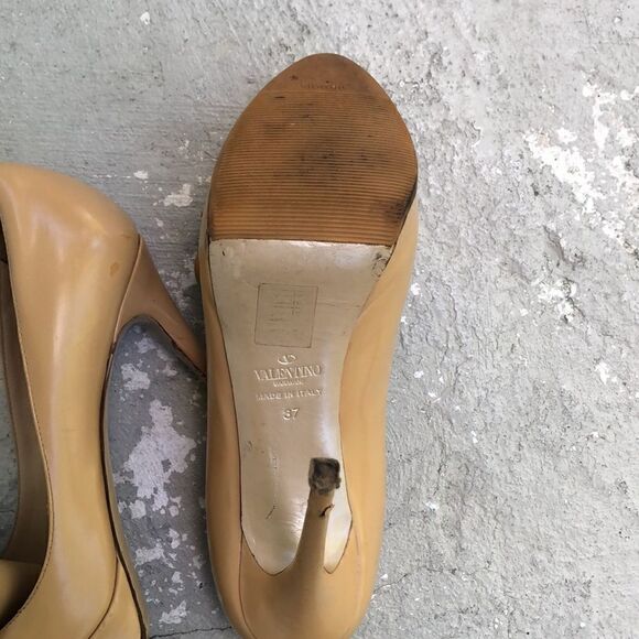 Valentino Patent leather heels - Picture 11 of 12